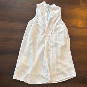 Pomander Place White Lace-Trimmed Top